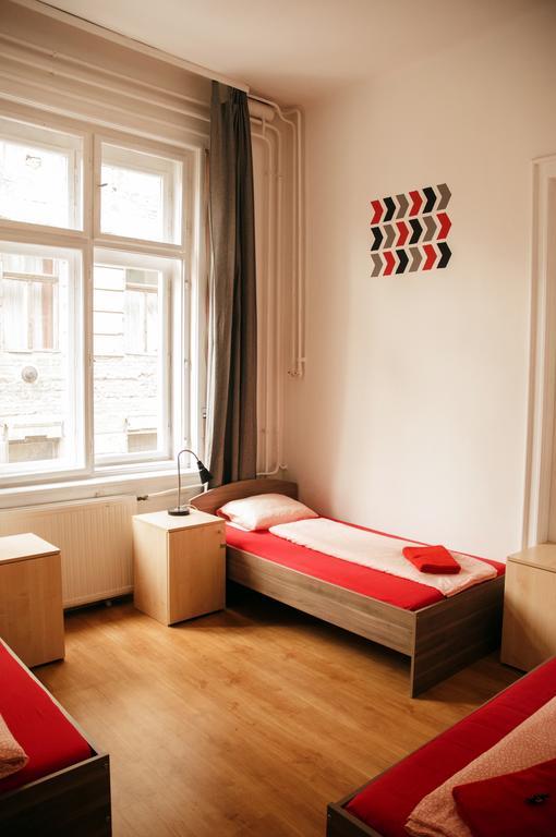 2Night Hostel Budapest Exterior foto