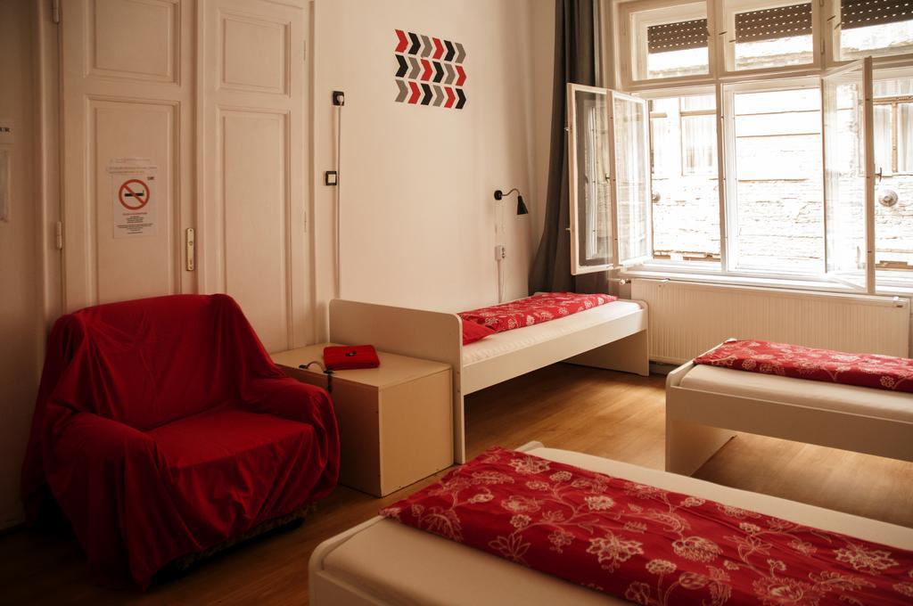 2Night Hostel Budapest Exterior foto